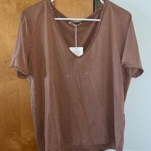 Zara V-Neck Tee; Size L